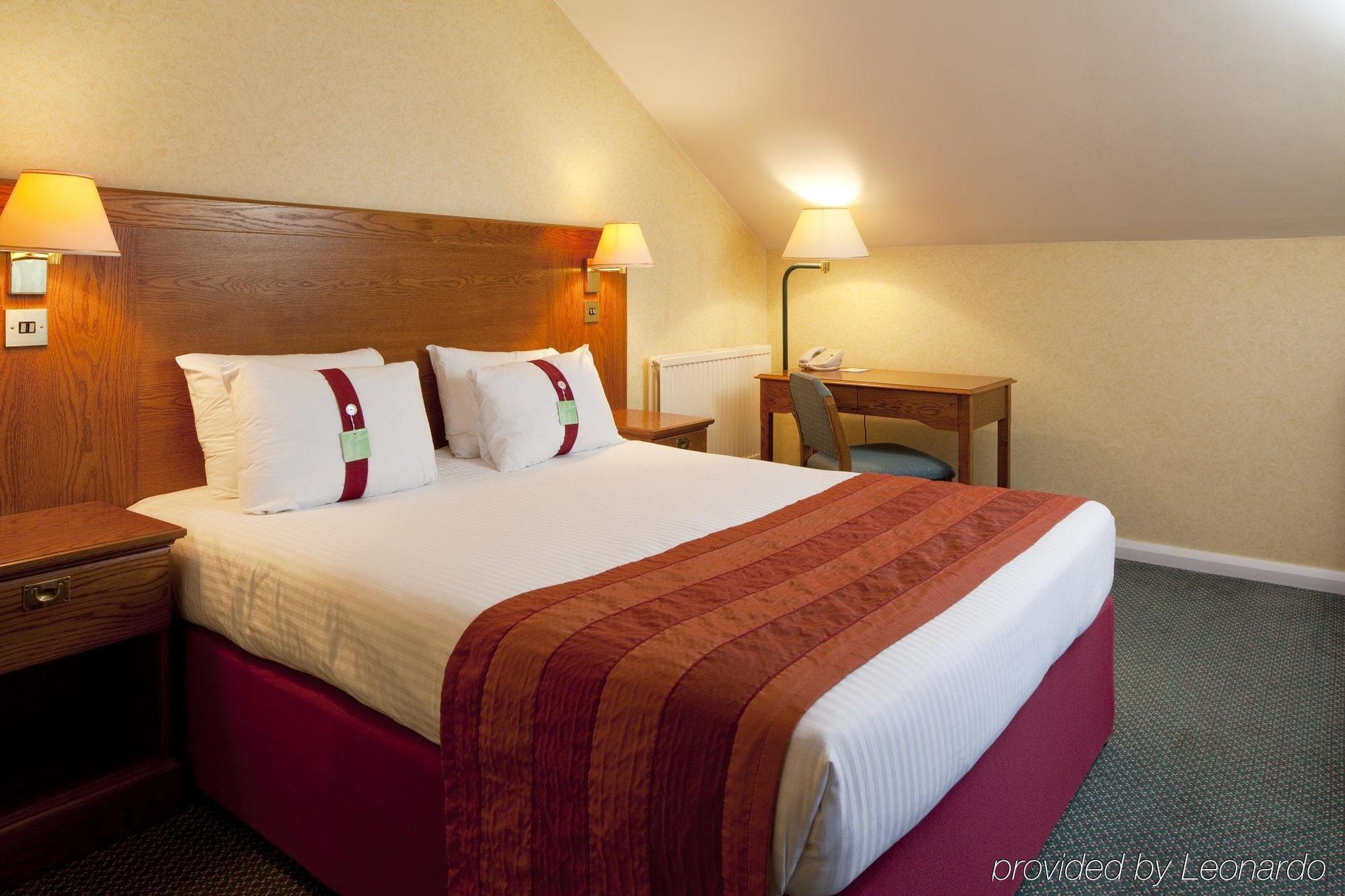 Holiday Inn Northampton West M1 Junc 16, An Ihg Hotel Flore Room photo