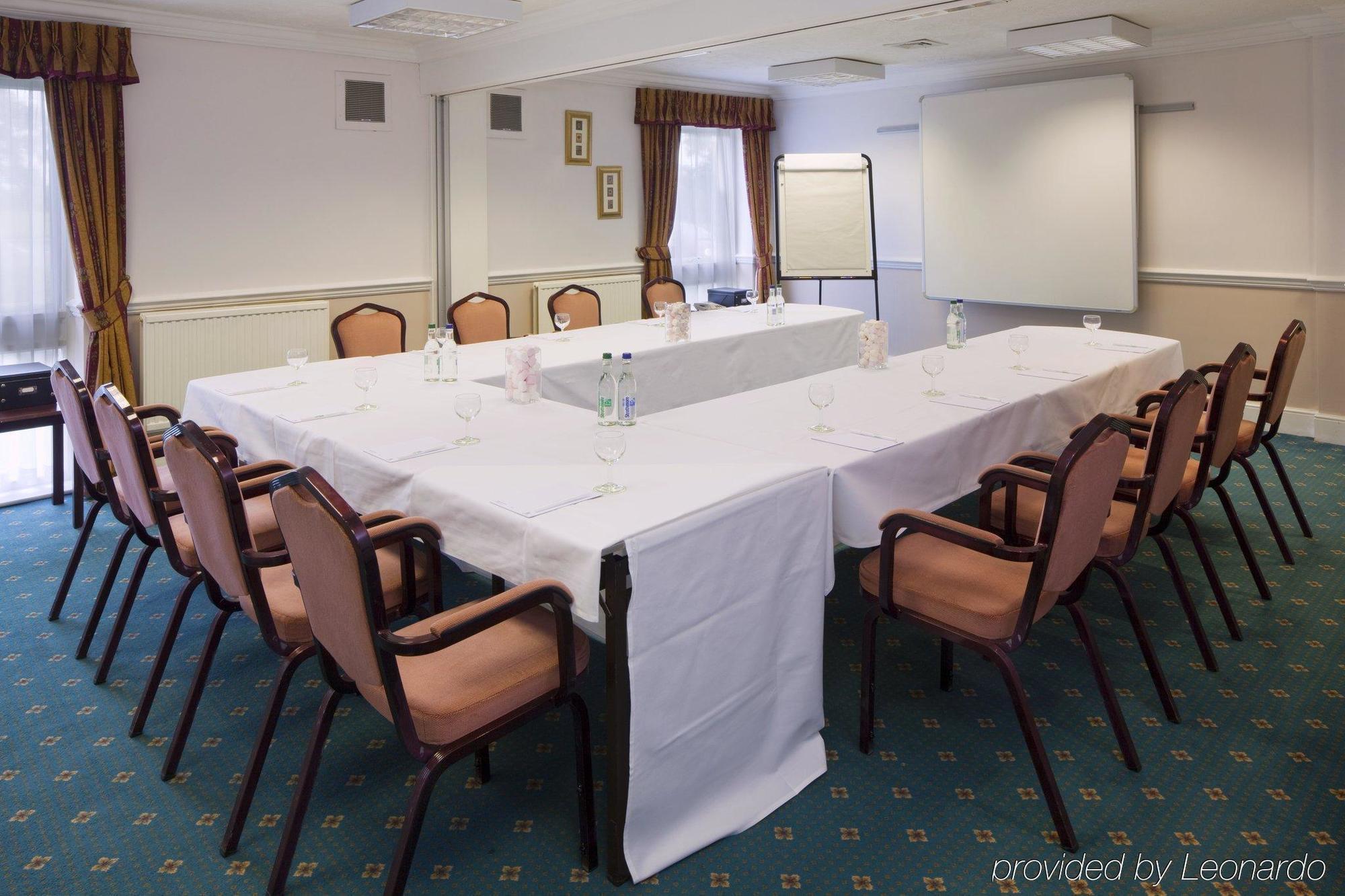 Holiday Inn Northampton West M1 Junc 16, An Ihg Hotel Flore Facilities photo